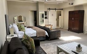 Morningside Residence - Spacious 2 Bd, Garden Views, Private Gym